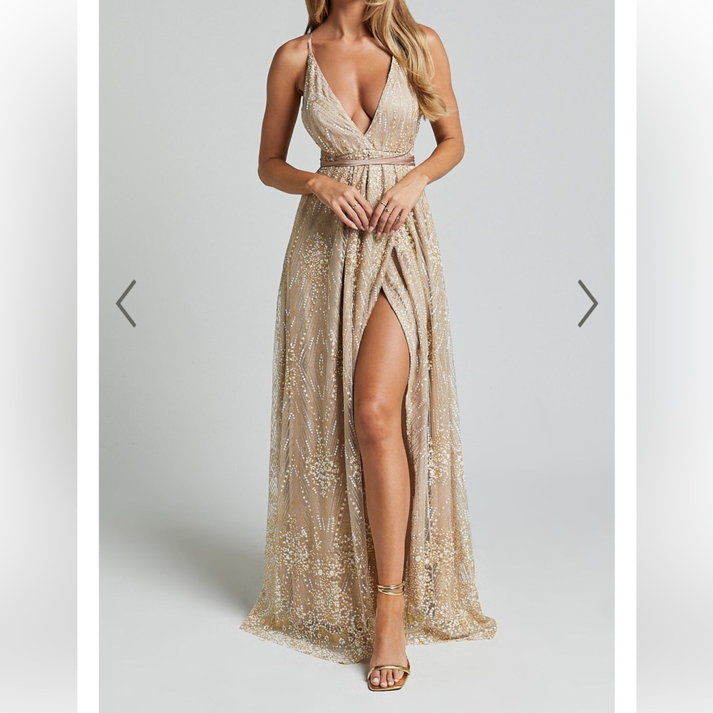Gold Sequin Maxi Dress with V-Neck for Wedding Guest